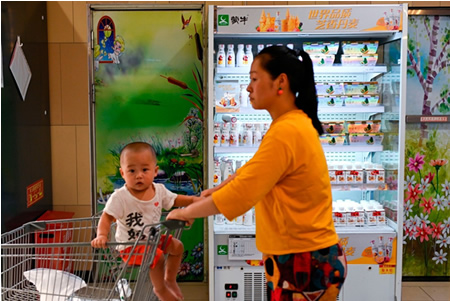 Danone quiere deshacerse de una firma china de lácteos