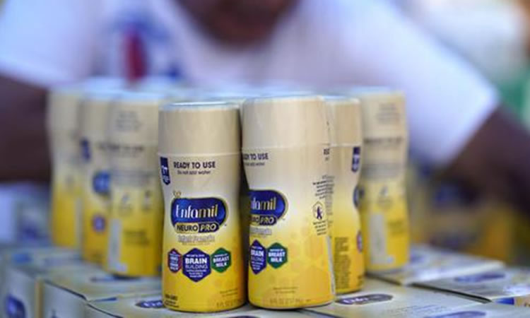 Escasez de leche infantil en EEUU: &quot;Todavía hay trabajo por hacer&quot;, reconoce Biden