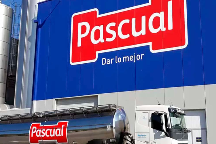 Industria española invierte en buscar “la leche del futuro”