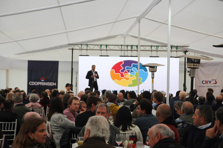 Cooprinsem desarrolla &quot;Desayuno del Productor Lechero&quot; y refuerza su compromiso con el sector