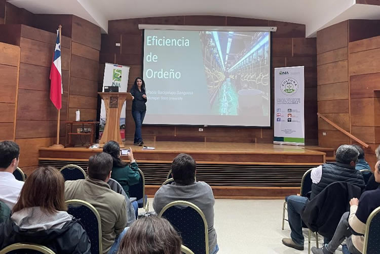 En INIA Remehue se realiza jornada de actualización para veterinarios