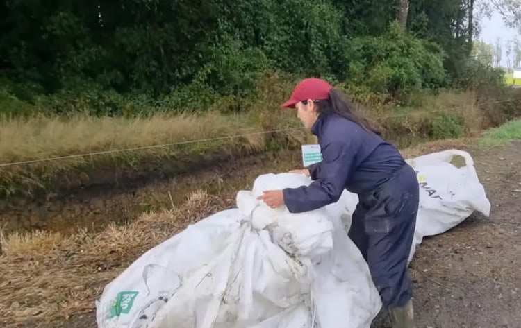 Economía Circular: Manuka destaca reutilización de plásticos agrícolas