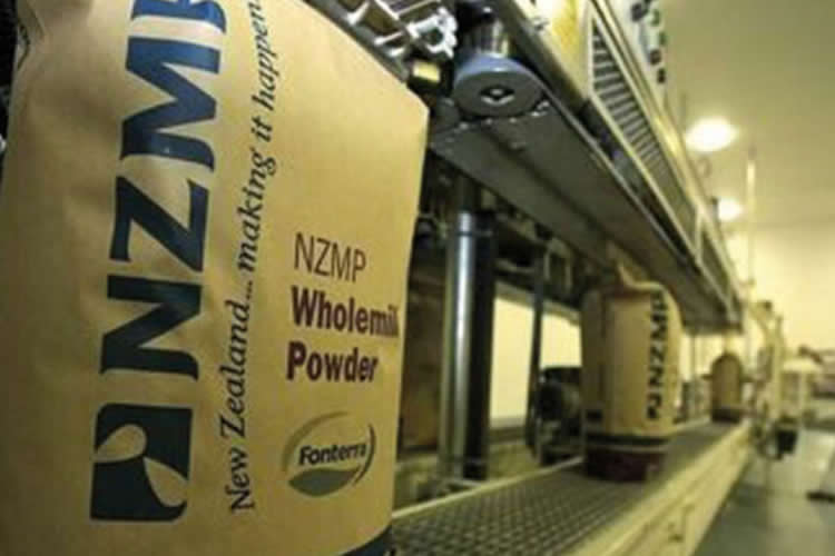 Subas a nivel internacional en promedios de la leche en polvo entera y descremada