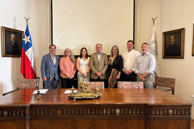 Fedeleche trabaja propuesta conjunta con gremios agrícolas destinada a candidatos presidenciales