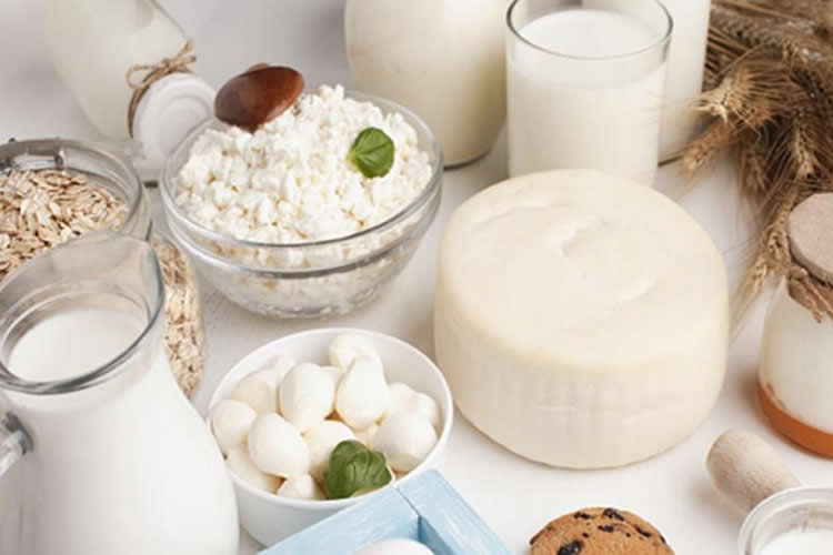 El lácteo que ayuda a combatir el estreñimiento, según expertos