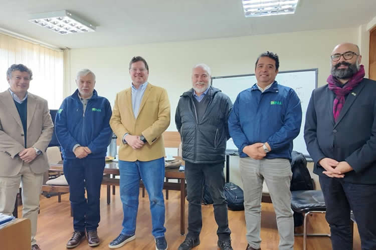 Director Nacional de INIA y Fedeleche abordan desafíos del sector lechero 