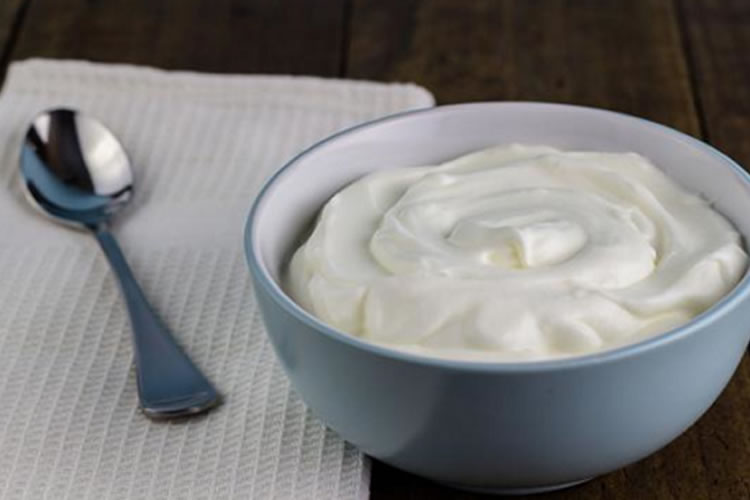 Yogur griego un aliado para flora, corazón, huesos e inmunidad