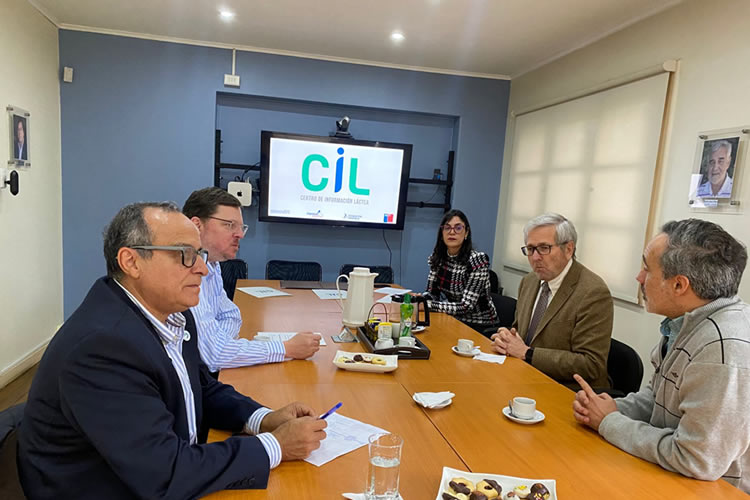 CIL oficializa trabajo para transformar datos en decisiones