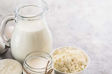 Leche de vaca especializada contra el COVID-19