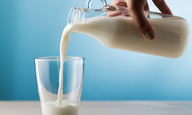 Perú: Gobierno aprueba que la leche evaporada se elabore solo con leche fresca