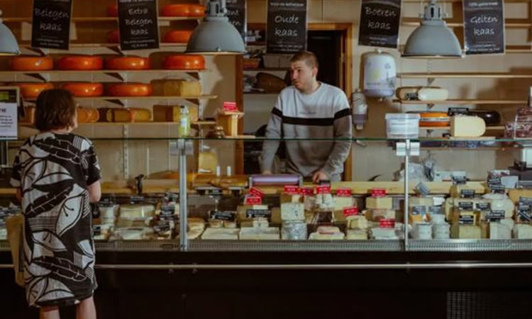 El queso es un producto básico para los holandeses, pero su precio se está disparando por el mayor coste de la leche y la crisis de suministro