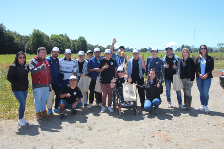 Equipo unificado de Provincial Osorno conoce funcionamiento de una lechería robótica