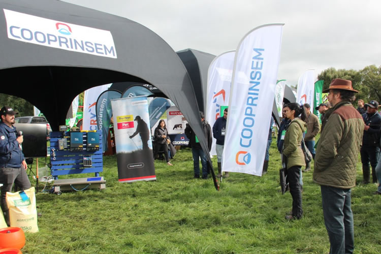 Cooprinsem participa en Field Days con productos de marcas especializadas