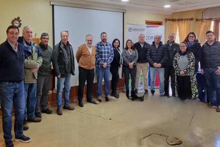Inédito taller sobre sostenibilidad y cooperativismo reunió a ganaderos