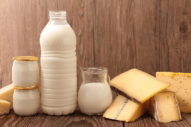 Los investigadores desmontan un mito: la leche entera sí es buena para el corazón