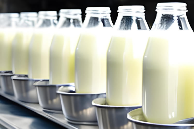 Las importaciones chinas de leche en polvo en 2024 serán las más bajas en siete años