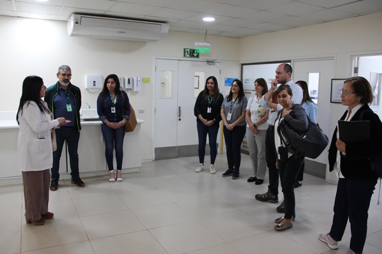 Organización Mundial de Sanidad Animal conoce innovador Centro de Laboratorios de Cooprinsem