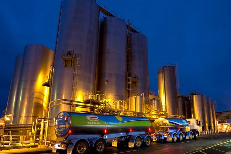 El beneficio semestral de Fonterra asciende a 729 millones de dólares