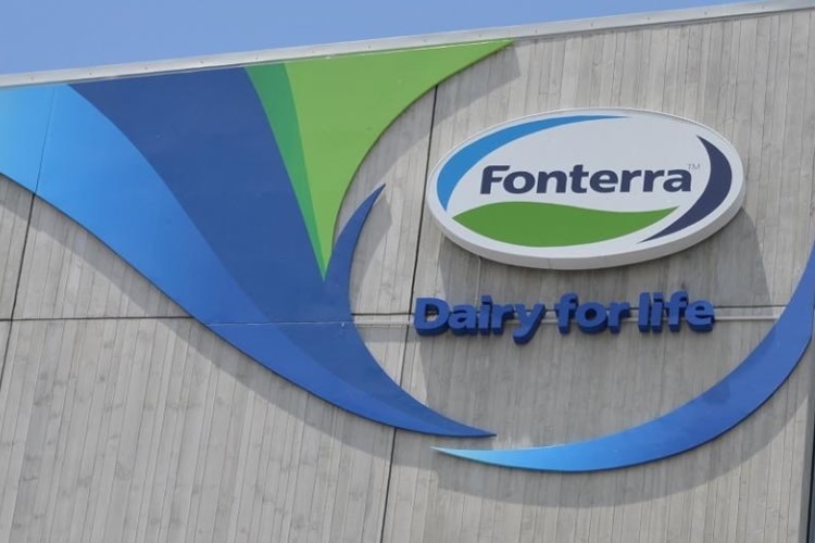 Fonterra eleva la proyección de precio al productor para 2026
