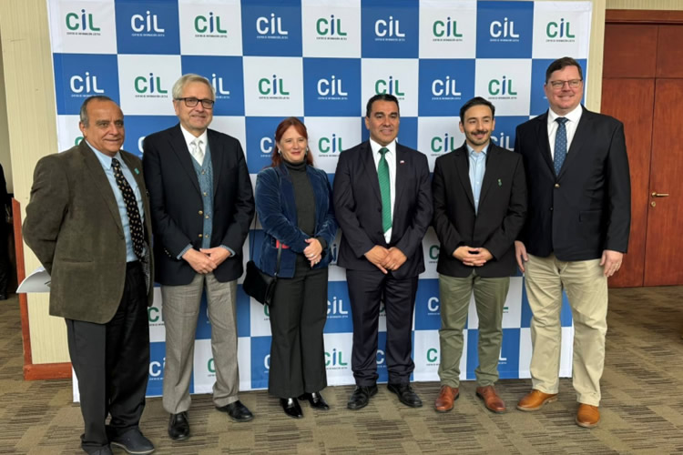 Lanzamiento del nuevo Centro de Información Láctea busca fortalecer la competitividad del sector