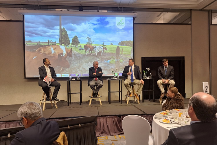 Fedeleche expone visión y prioridades del sector lácteo nacional para la temporada 2026-2027