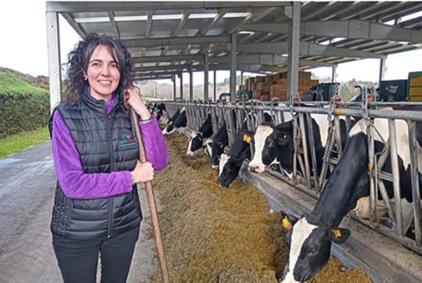 Lecheros españoles bajo presión: atrapados entre precios congelados y costes al alza