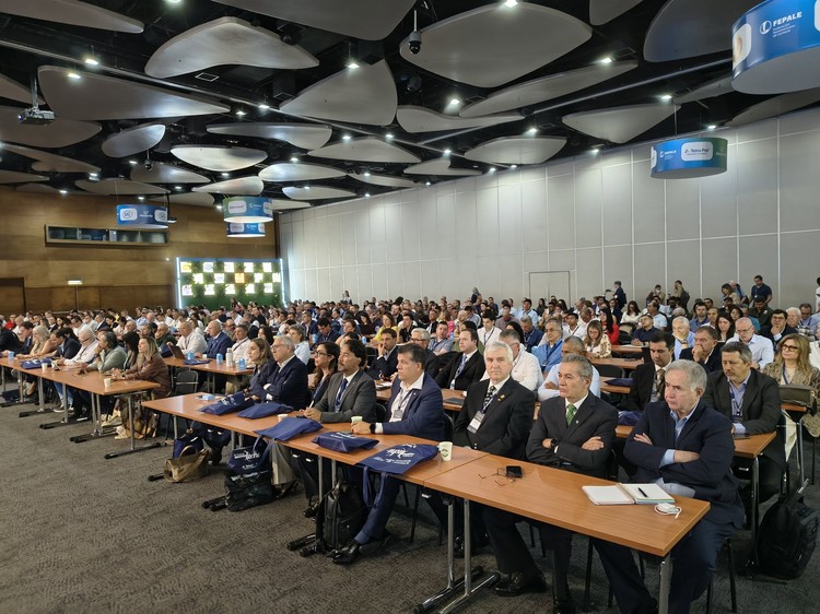 Sector lácteo analiza desafíos globales y nuevas tendencias de consumo