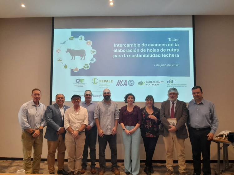 Hojas de ruta para la sostenibilidad lechera, países piloto presentan avances en su elaboración